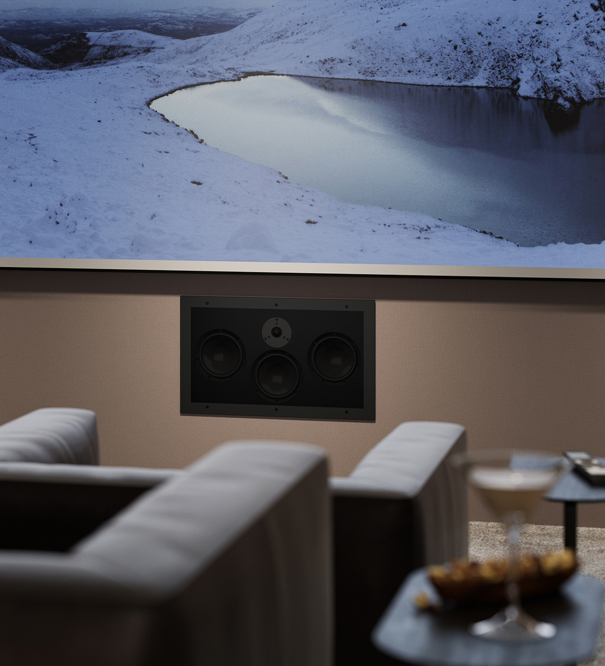 Lyngdorf D-500 Center visual setup
