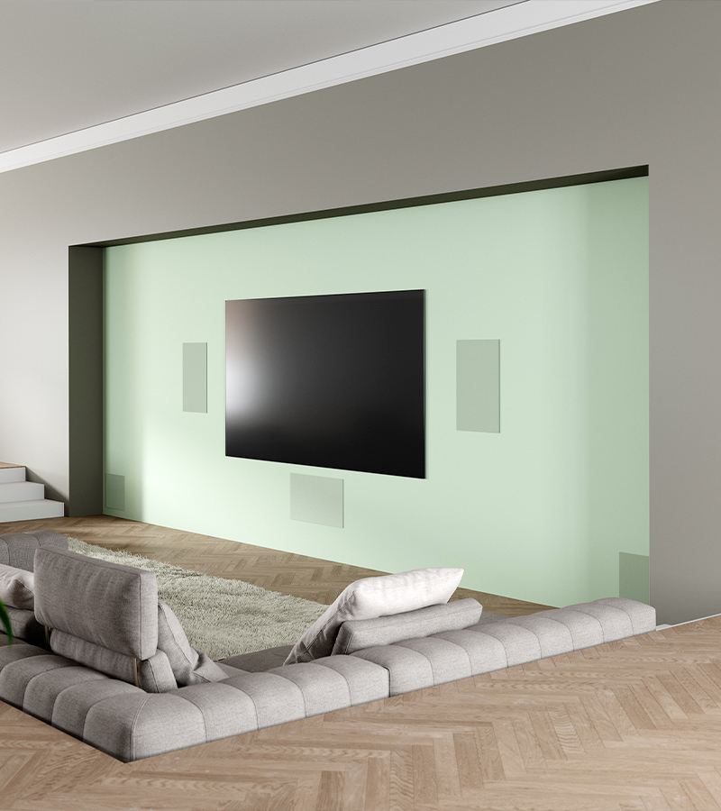 Modern salonda Lyngdorf DW-1 ve D-60 hoparlör sistem grubu